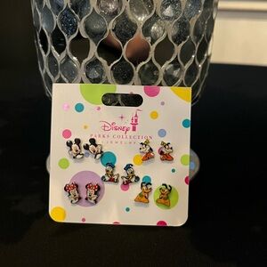 NWT Disney Parks Collection Character Stud Earring Set